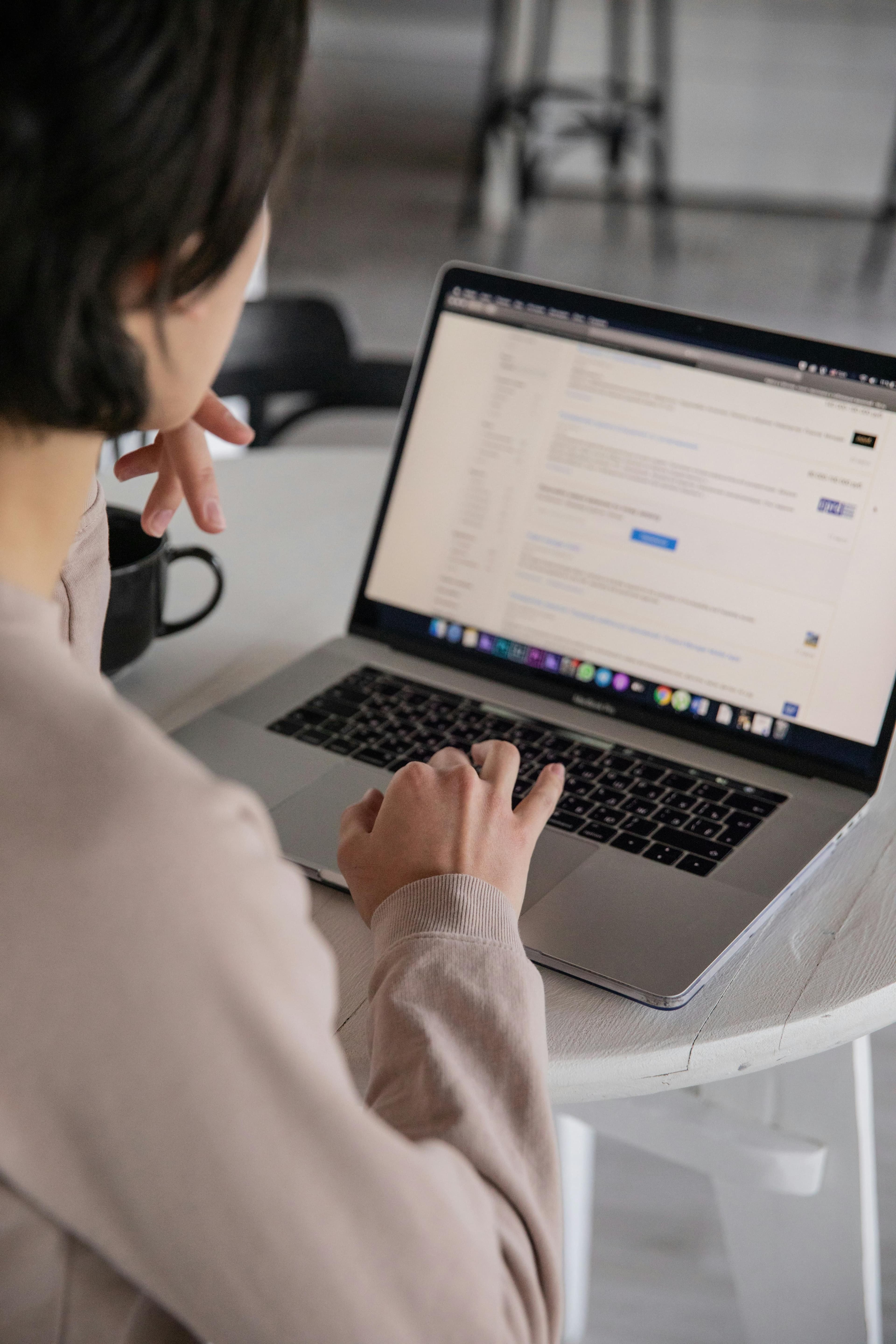How to Use the Holidays to Your Networking Advantage: The December Opportunity Everyone Misses